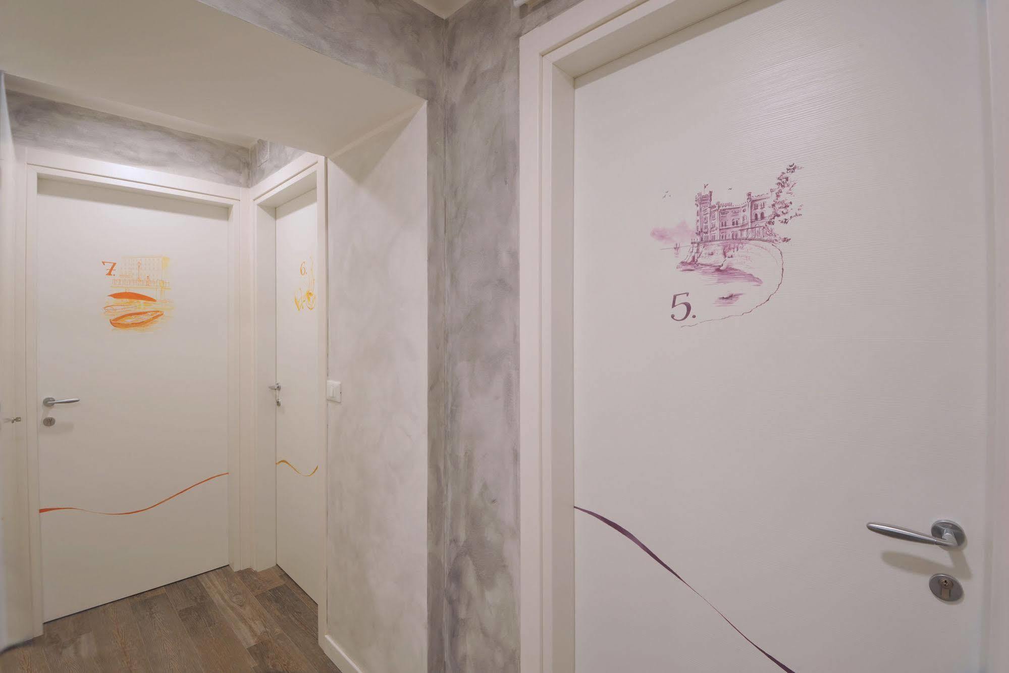 ホテル Residenza Corso Saba トリエステ エクステリア 写真
